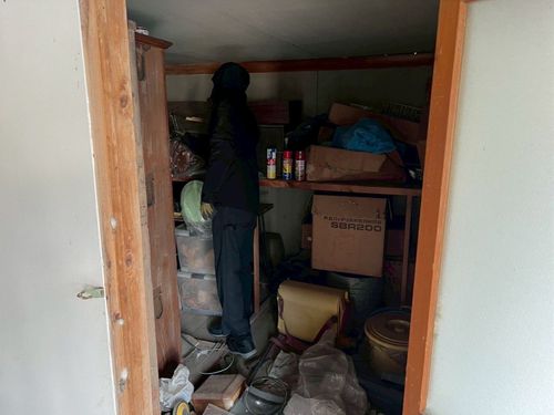 納屋の清掃