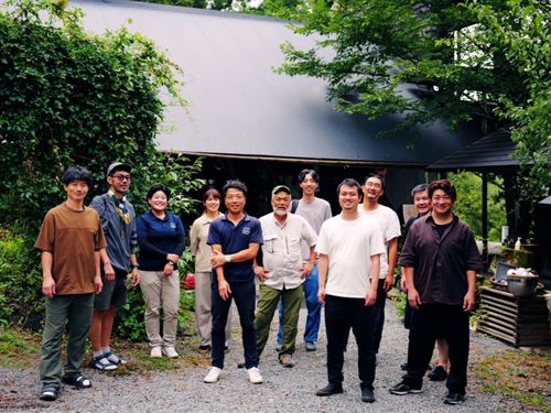 プロジェクトに関わるメンバー。椎葉村観光協会、地域のプレイヤー、さとゆめが連携