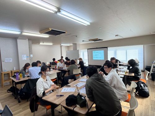合宿をはじめ定期的にチームビルディングの機会を設けています
