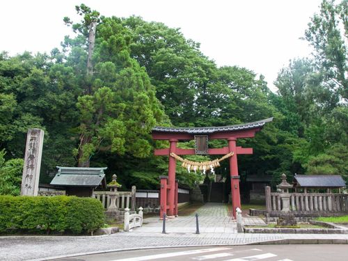 青海神社