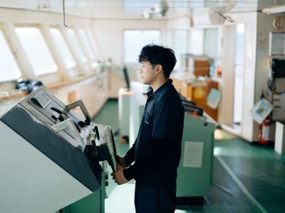 2000t規模の大型客船を動かす責任。航海を終えたときの達成感はひとしおです。
