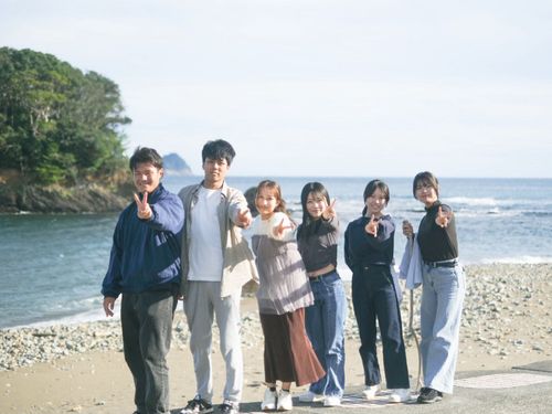 一期一会の出会いと共に過ごす2週間は、きっとたくさんの気づきや発見が生まレます。