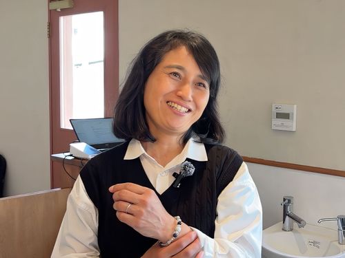 地元の人口減を知り、自分にできることはないかと、Uターン移住を決めた嘉瀬さん。