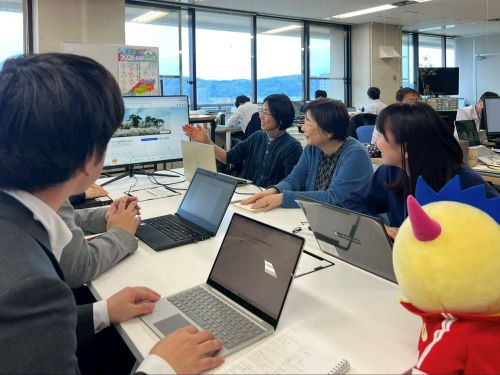 県庁でのミーティングの様子