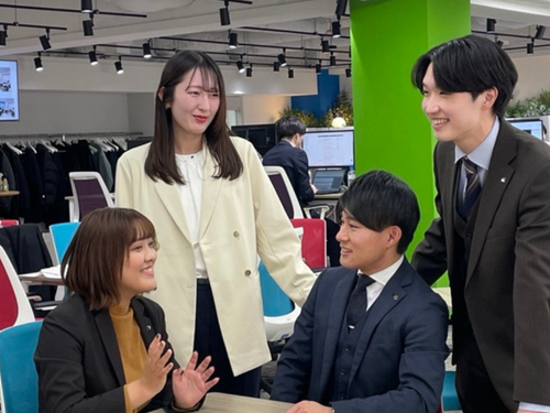社内では「～さん」呼びを推奨し、話しやすい環境です。