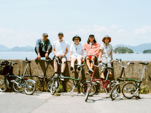 スタッフと仲間内で島内サイクリング