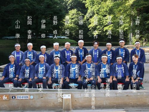 指導者はベテラン船頭たち！