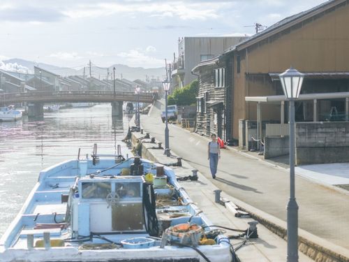 海や川の近くでの暮らし