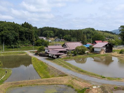 チャレンジや創造の場で活躍しながら里山暮らしが叶います。