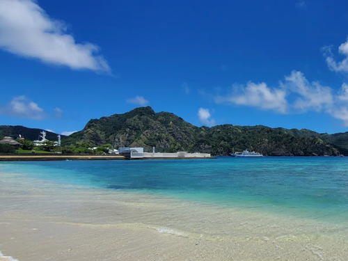 毎日、海の色空の色も変わるのも、毎日眺めていても飽きません。