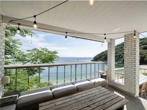青い海を独り占め！絶景のゲストハウス！