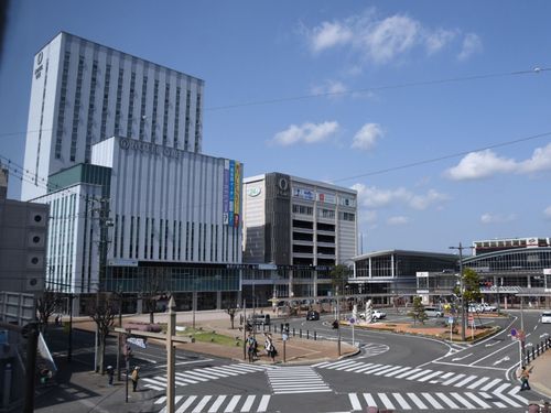 駅前はほどよく栄えています☆