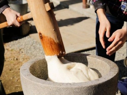 餅つきを体験しませんか！？