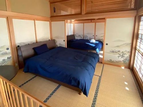 2家族が宿泊できる大きな施設です。