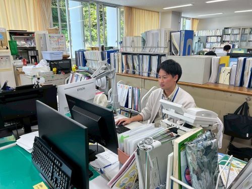 役場で空き家や移住相談なども受け付けている（提供：野崎真）