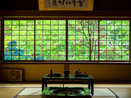 世界が注目する「宮越家」のステンドグラス