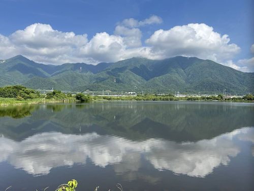 豊かな湖