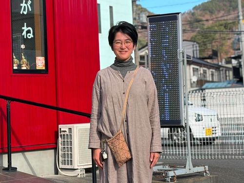 事業を受け継いだ三上さん。東京から移住し子育てをしながらジュエルを営んでいます