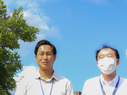 須田さん(左)と小銭さん(右)