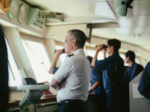 2000t規模の大型客船を動かす責任。航海を終えたときの達成感はひとしお。
