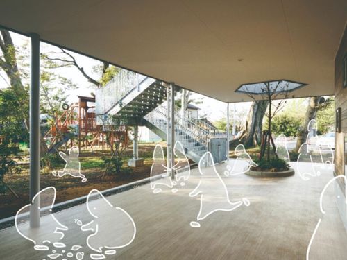 ホップこども園 森の園舎｜その環境は森さながら！植物や昆虫がじっくり観察できます