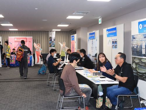 前回開催時の個別相談ブースの様子