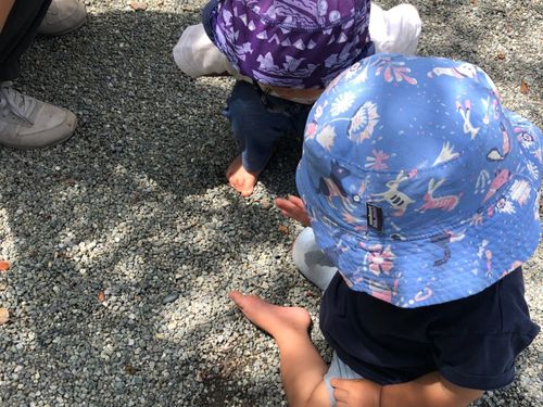 光のきらめきやあたたかさに子どもたちはすぐに気づきます