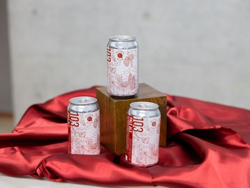協力隊員が酵母探しから始めたクラフトビール。協力隊による商品開発が盛んです！