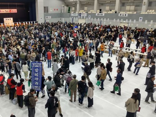 四国酒まつり　試飲会場の様子
