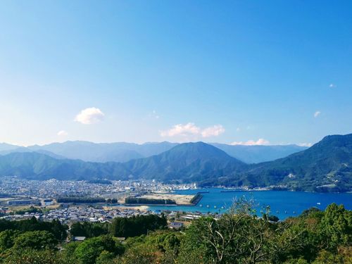この風景をふるさとと思うひとびとをつなぐ