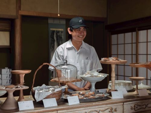 溝手さん（焼き菓子店「ｉｆ，（イフ）」）