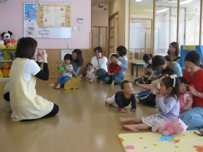 子育て支援センターもあります