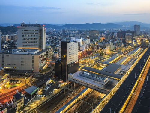 〇街ナカぐらし（JR岡山駅、岡山市）
