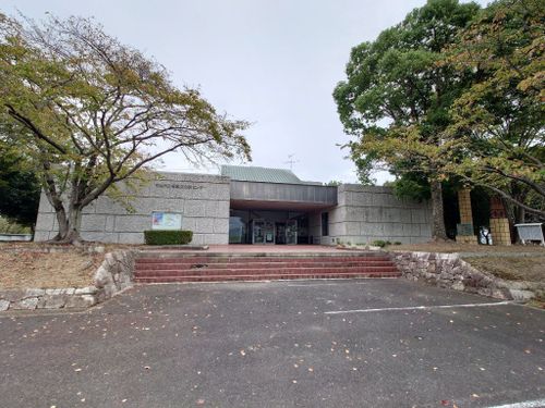 服部遺跡・埋文センター