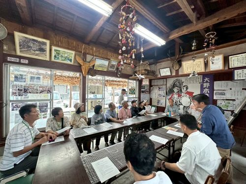 地域の町づくりされている団体訪問　地元の方との交流