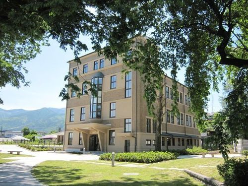 伊那市創造館｜昭和初期の洋風建築は、伊那市指定有形文化財です