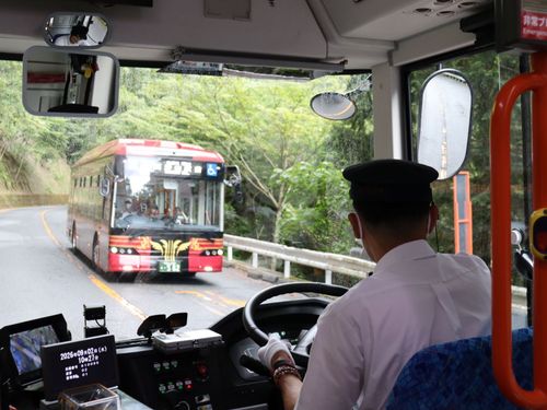 落ち着いて走れる、田舎のバス