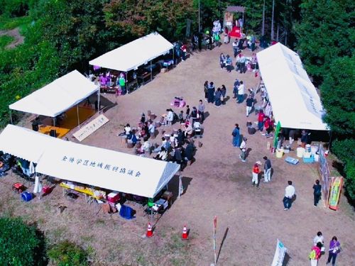 耕作放棄地になっていた場所を地域の方の手で整備しました。