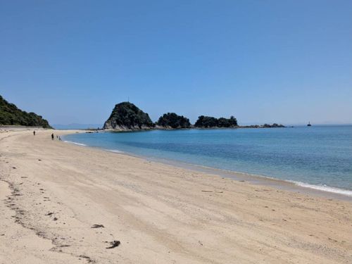 五十谷海岸の五十谷三島