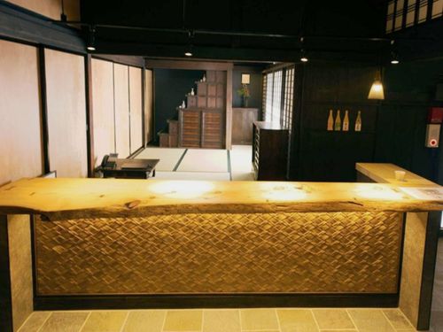 湯川酒造店さんの店内