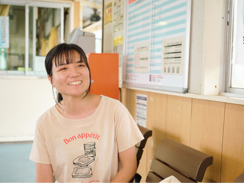 移住5年目、勝浦朝市で出店している先輩移住者さん。