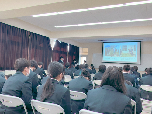活動発表の様子①