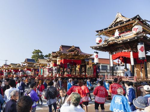 石川県の無形民俗文化財に指定されている「お旅まつり」と子供歌舞伎。