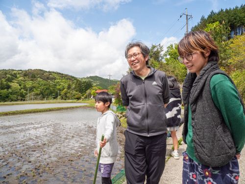 目の前が田んぼのロケーションが条件だったという笹瀬さんご夫妻