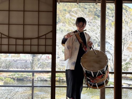 プロ和太鼓奏者の内田依利さんの演奏が楽しめます♪