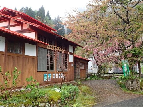 水車小屋とろかわ