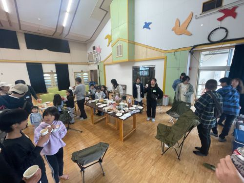 交流イベントの企画運営やオンラインセミナーの進行など