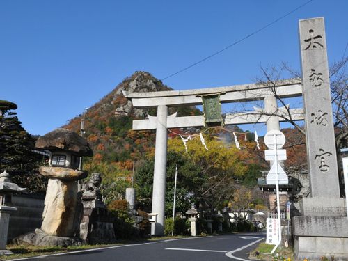太郎坊宮