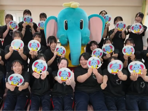 あらおちゃんでは地元の高校生と踊る企画や…