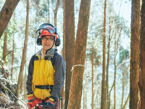 約30年前に西米良へやって来て、村での年月と同じ長さのキャリアを持つ熟練山師